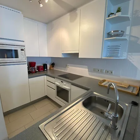 In With Terrace, Cleaning Included Apartment *