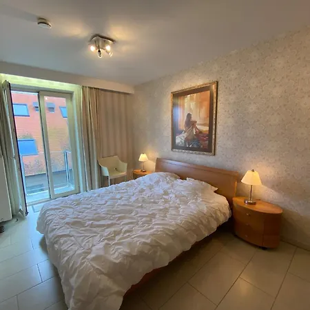 In With Terrace, Cleaning Included Apartment *